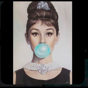 Meet your Posher, Isabella